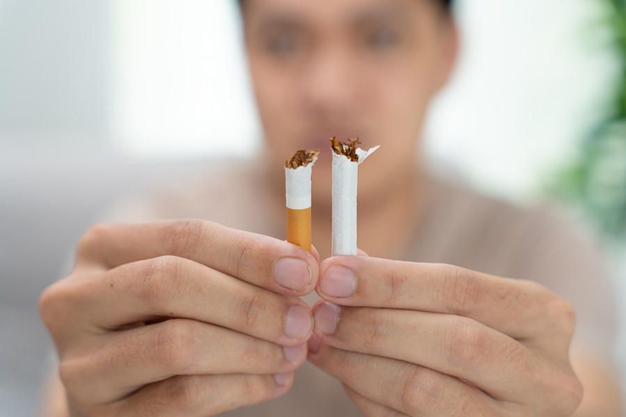 Effects of Smoking on Teeth and Gums